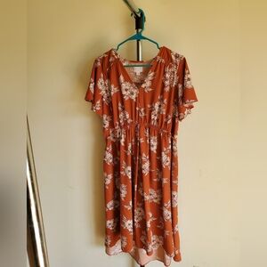 Isabel Maternity Rust Orange Dress with White Flowers Size Large